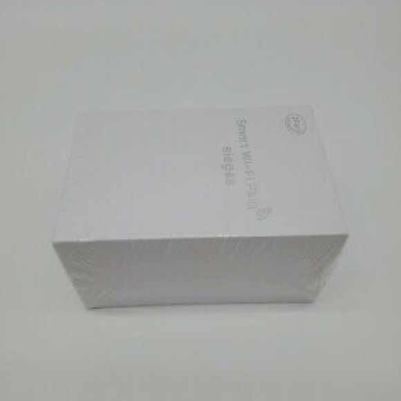 NIB 2 pack Smart Wi-Wi Plug Sieges - Picture 7 of 11